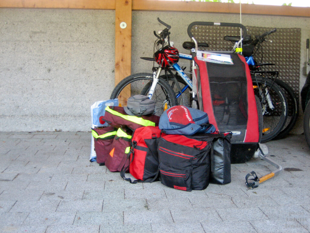 kola, brašny a vozík - Tauernská cyklostezka