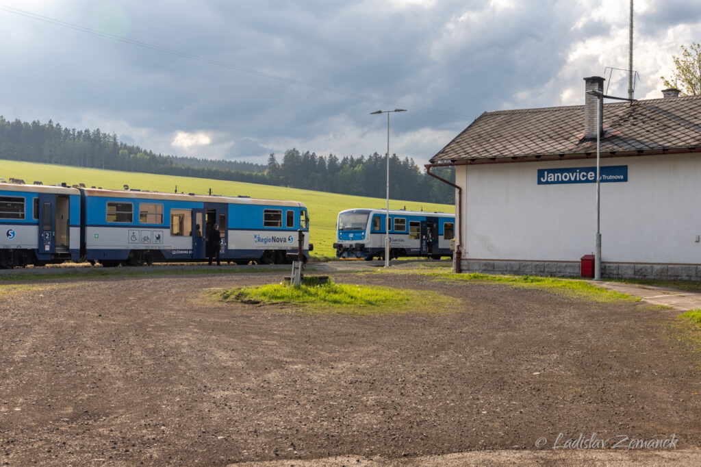 Nádraží Janovice u Trutnova