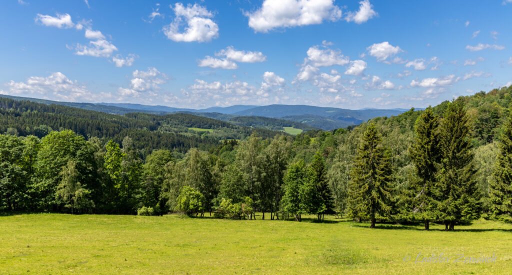 Řetenice a okolí - výhled na Šumavu