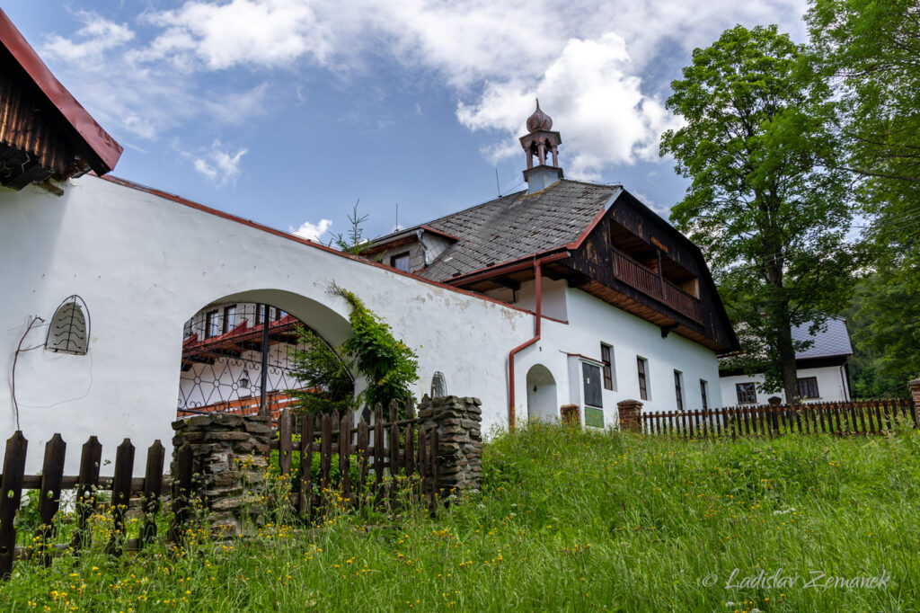 Císařský dvůr