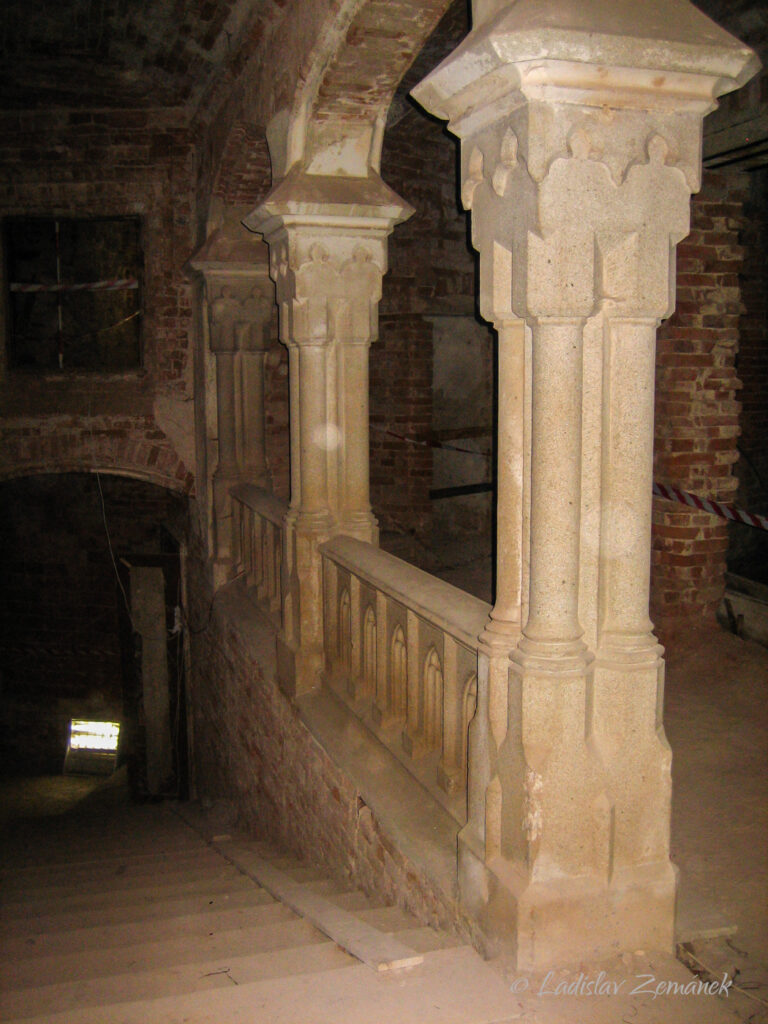 2010 - Česk&yacute; Rudolec - prohl&iacute;dka z&aacute;mku