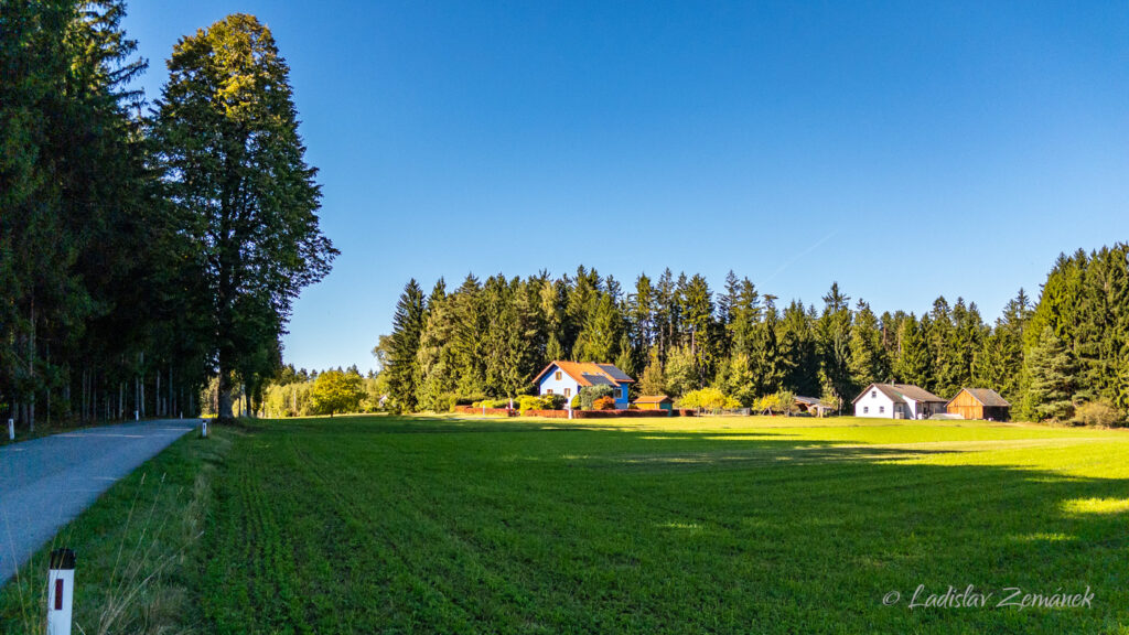 Rakousk&aacute; krajina jižně od Nov&eacute; Bystřice