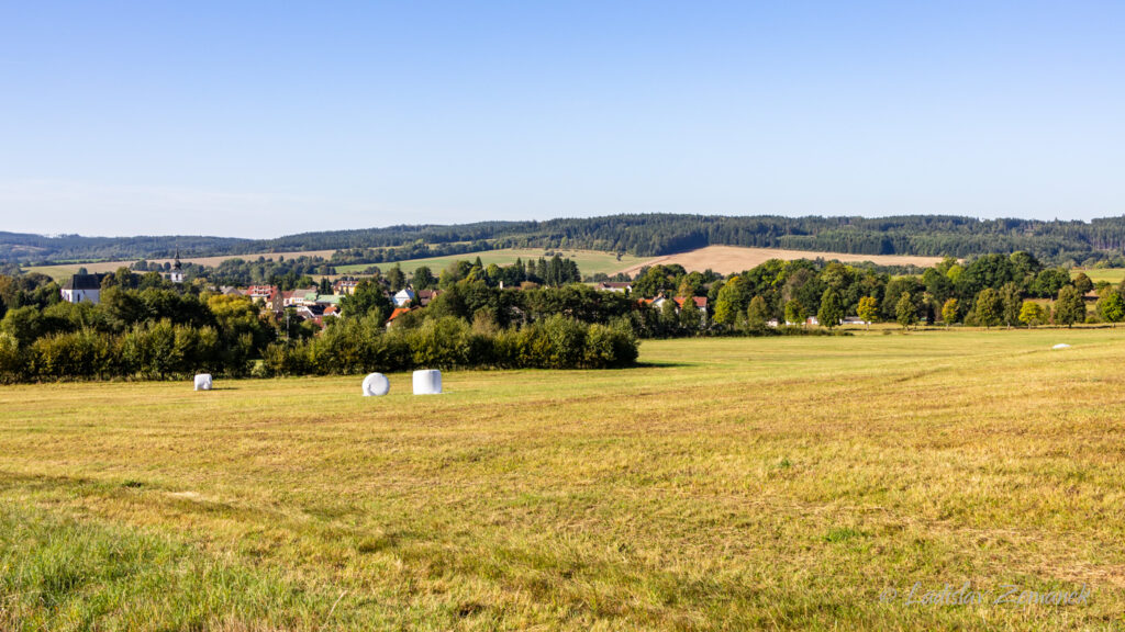 Star&eacute; Město pod Land&scaron;tejnem - v&yacute;hled na město