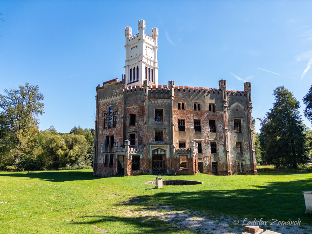 Z&aacute;mek Česk&yacute; Rudolec