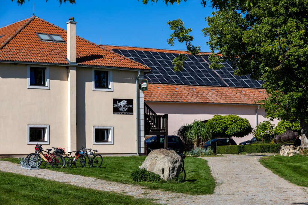 Rožnov - bizon&iacute; farma