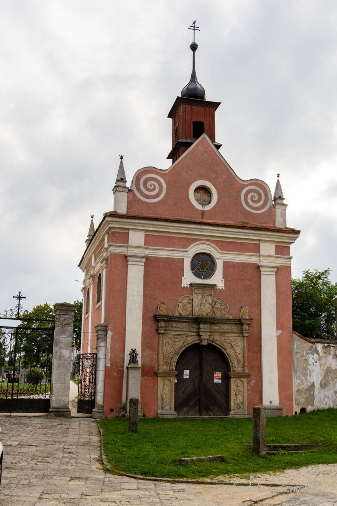 Slavonice - Kostel sv. Kř&iacute;že