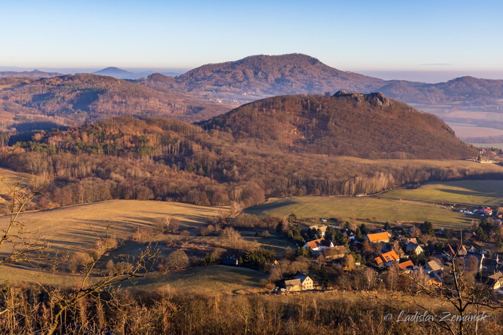 Panna - odpolední výhled na Kalich Panna - odpolední výhled na Kalich